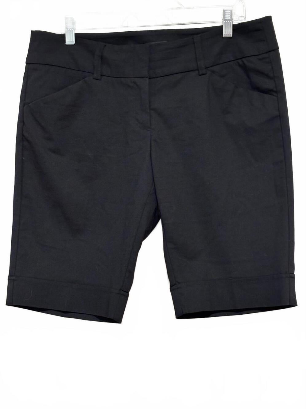 Willi Smith Women's Black Bermuda Shorts Size 12